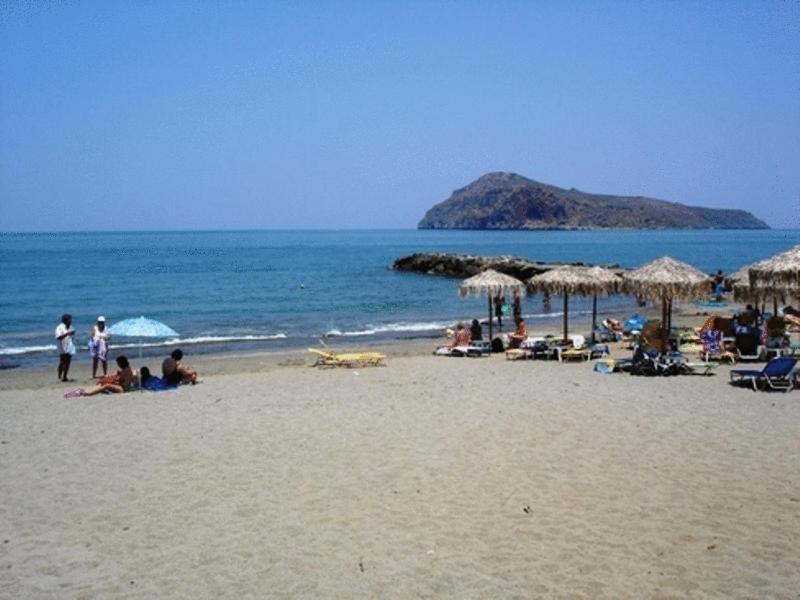 Margarita Beach Hotel Agia Marina 外观 照片