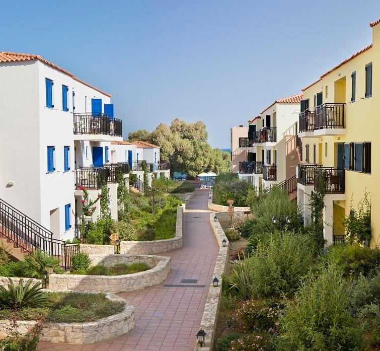 Margarita Beach Hotel Agia Marina 外观 照片